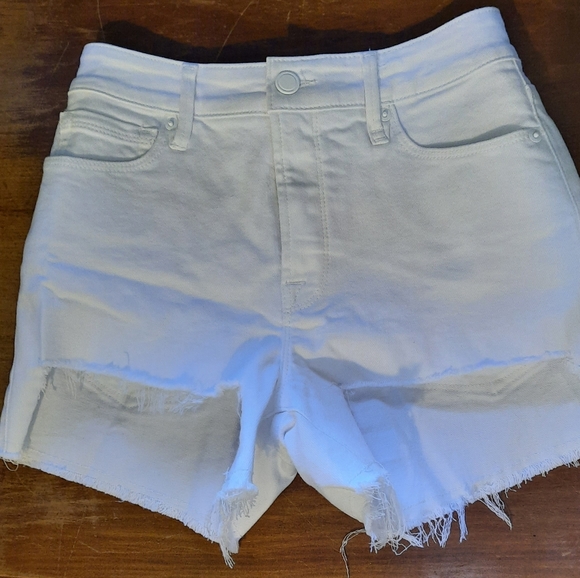 Good American Cut-Off High-Low Short - Picture 8 of 8